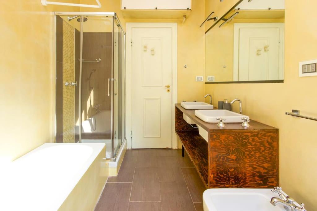 דירות מילאנו Duomo Big House130Mq Vista Tempio מראה חיצוני תמונה